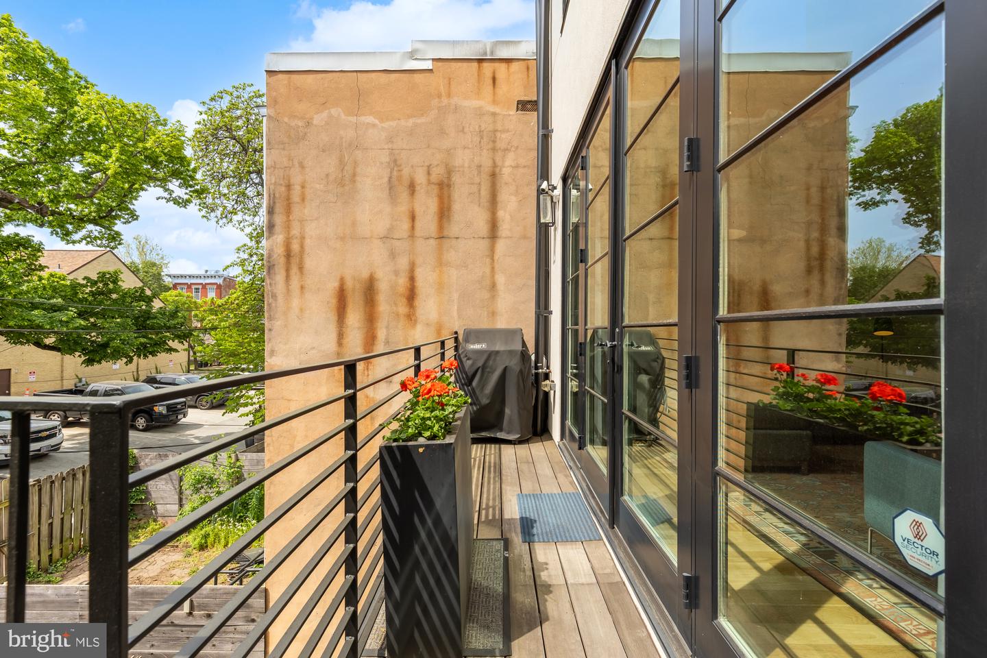 930 FRENCH ST NW #2, WASHINGTON, District Of Columbia 20001, 3 Bedrooms Bedrooms, ,2 BathroomsBathrooms,Residential,For sale,930 FRENCH ST NW #2,DCDC2207292 MLS # DCDC2207292