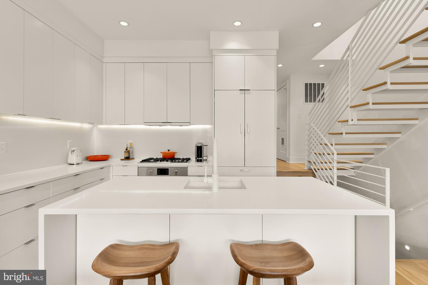 930 FRENCH ST NW #2, WASHINGTON, District Of Columbia 20001, 3 Bedrooms Bedrooms, ,2 BathroomsBathrooms,Residential,For sale,930 FRENCH ST NW #2,DCDC2207292 MLS # DCDC2207292