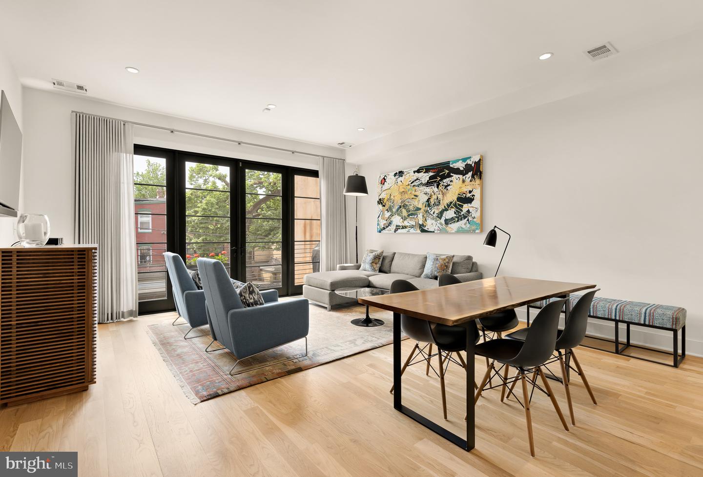 930 FRENCH ST NW #2, WASHINGTON, District Of Columbia 20001, 3 Bedrooms Bedrooms, ,2 BathroomsBathrooms,Residential,For sale,930 FRENCH ST NW #2,DCDC2207292 MLS # DCDC2207292