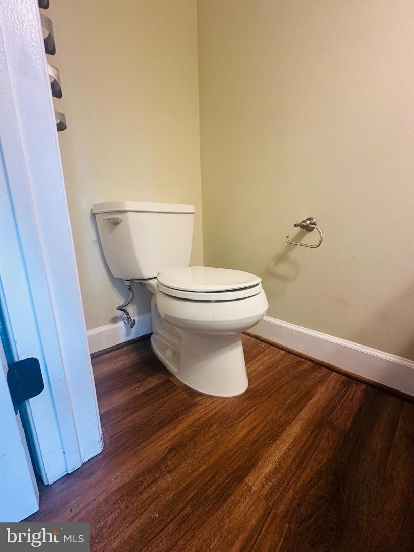 102 HAYLOFT CT, STERLING, Virginia 20164, 3 Bedrooms Bedrooms, ,2 BathroomsBathrooms,Residential,For sale,102 HAYLOFT CT,VALO2100312 MLS # VALO2100312