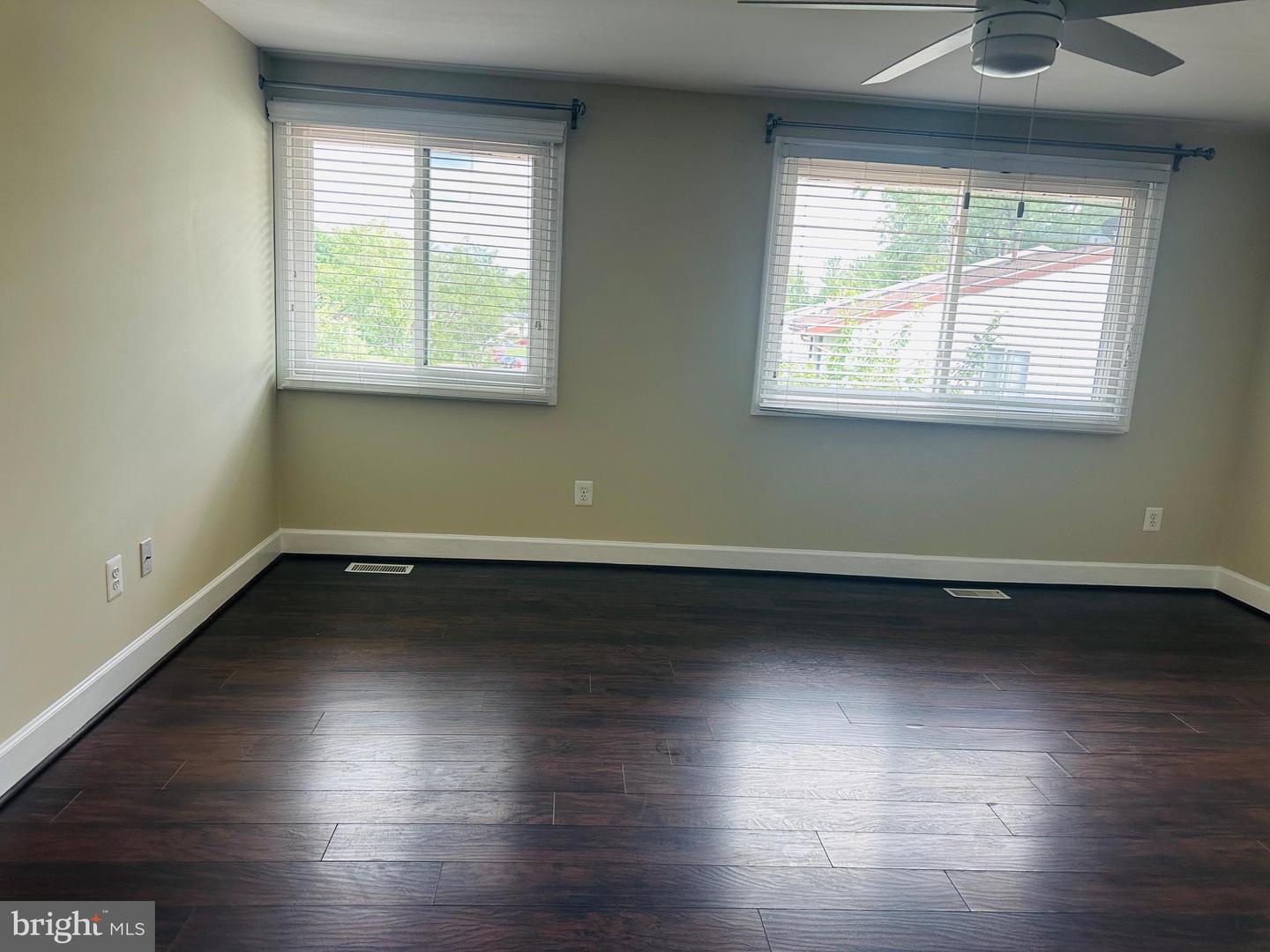 102 HAYLOFT CT, STERLING, Virginia 20164, 3 Bedrooms Bedrooms, ,2 BathroomsBathrooms,Residential,For sale,102 HAYLOFT CT,VALO2100312 MLS # VALO2100312