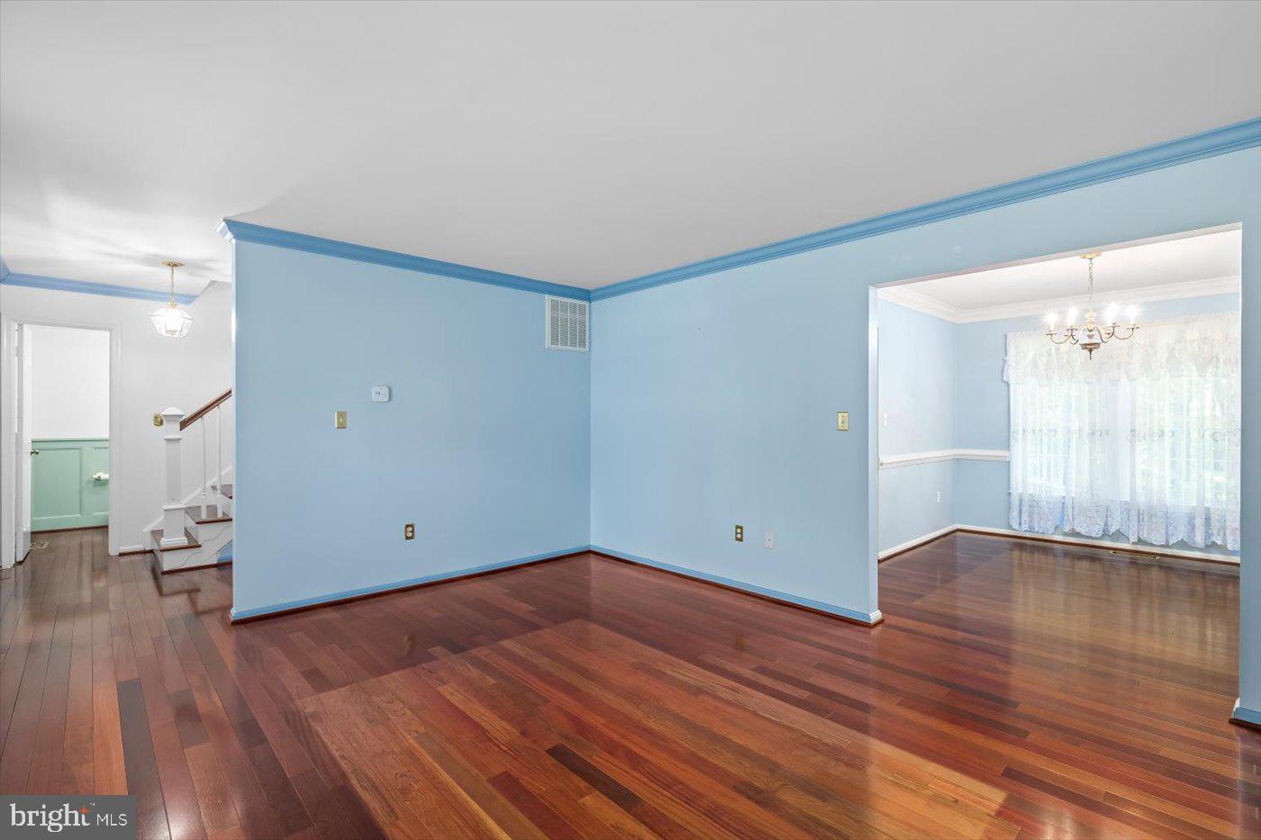 106 SCARSDALE DR, STAFFORD, Virginia 22554, 6 Bedrooms Bedrooms, ,3 BathroomsBathrooms,Residential,For sale,106 SCARSDALE DR,VAST2040124 MLS # VAST2040124