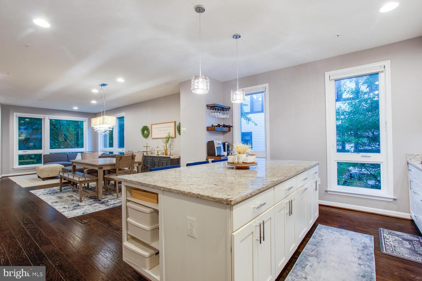 447 NOTTOWAY WALK, ALEXANDRIA, Virginia 22304, 4 Bedrooms Bedrooms, ,3 BathroomsBathrooms,Residential,For sale,447 NOTTOWAY WALK,VAAX2046854 MLS # VAAX2046854