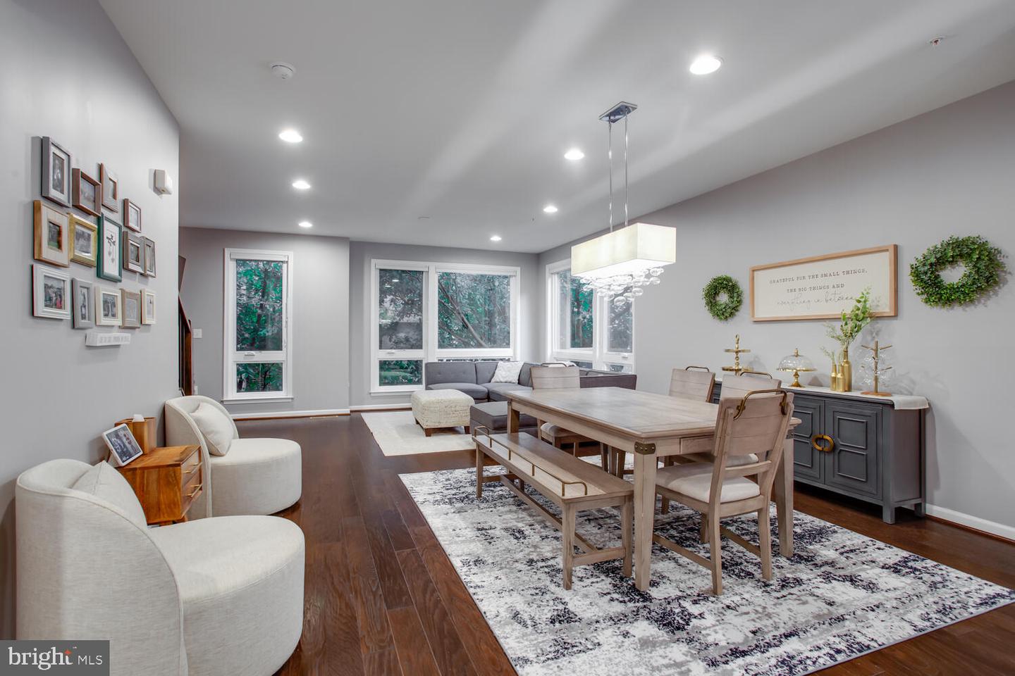 447 NOTTOWAY WALK, ALEXANDRIA, Virginia 22304, 4 Bedrooms Bedrooms, ,3 BathroomsBathrooms,Residential,For sale,447 NOTTOWAY WALK,VAAX2046854 MLS # VAAX2046854