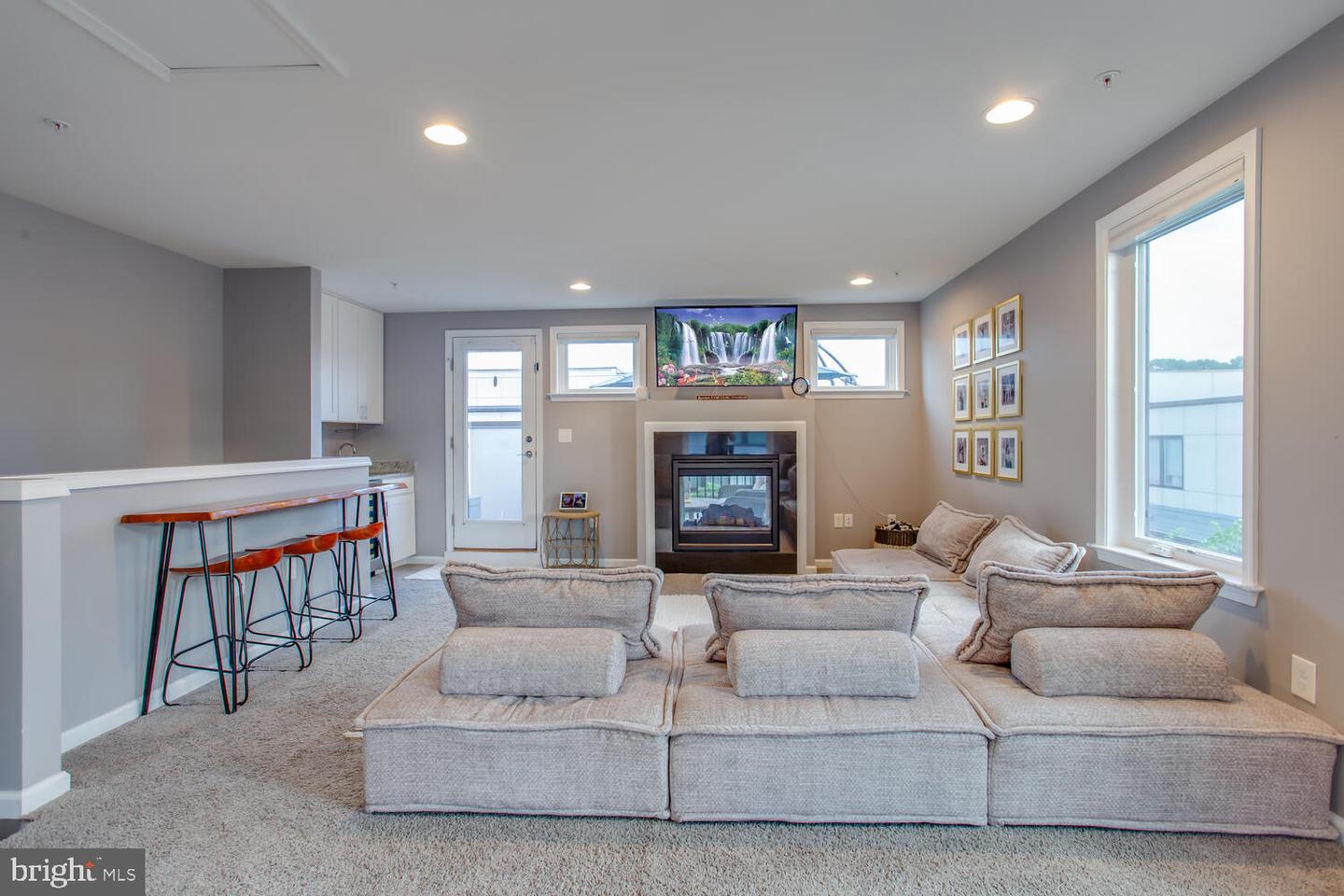 447 NOTTOWAY WALK, ALEXANDRIA, Virginia 22304, 4 Bedrooms Bedrooms, ,3 BathroomsBathrooms,Residential,For sale,447 NOTTOWAY WALK,VAAX2046854 MLS # VAAX2046854