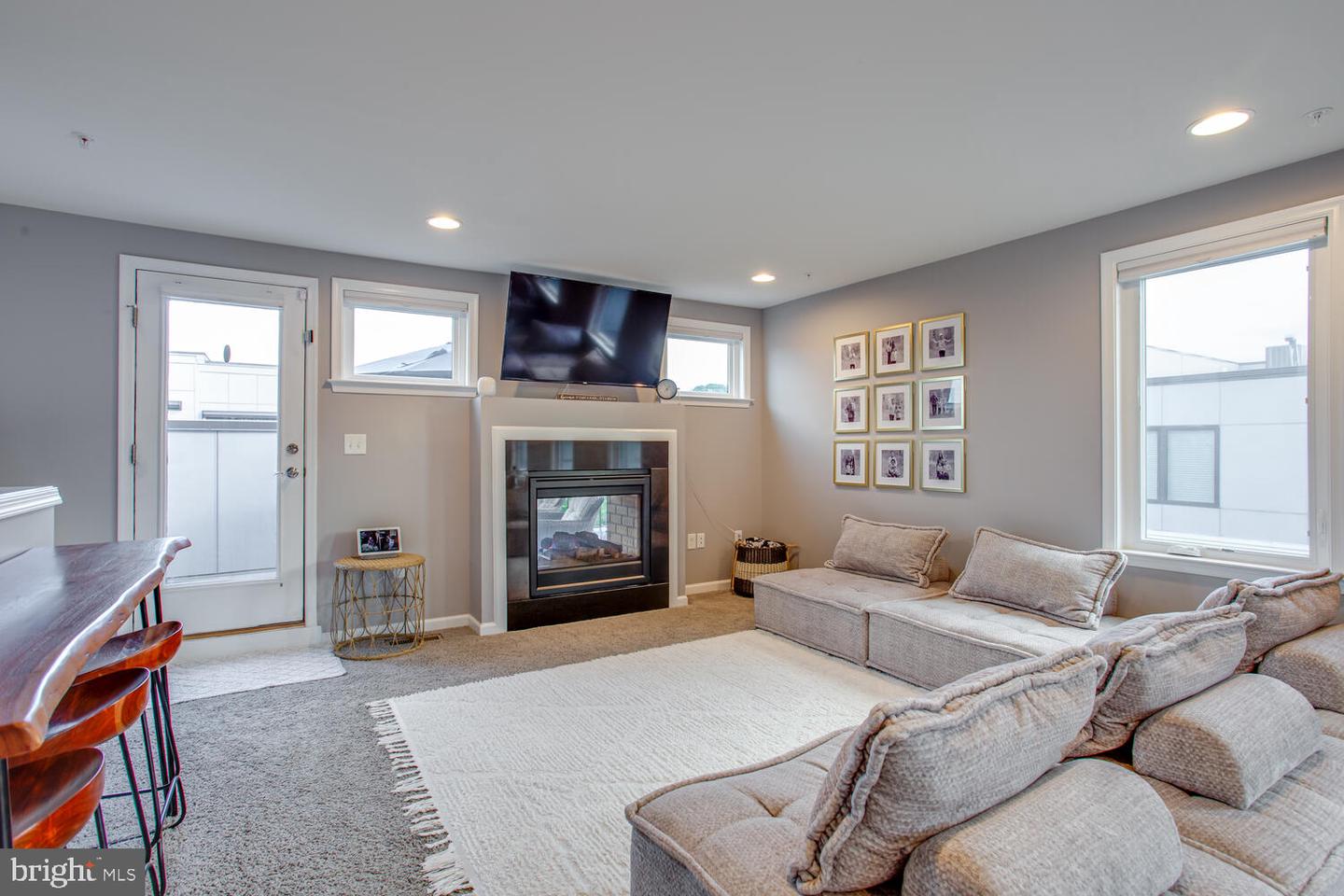 447 NOTTOWAY WALK, ALEXANDRIA, Virginia 22304, 4 Bedrooms Bedrooms, ,3 BathroomsBathrooms,Residential,For sale,447 NOTTOWAY WALK,VAAX2046854 MLS # VAAX2046854