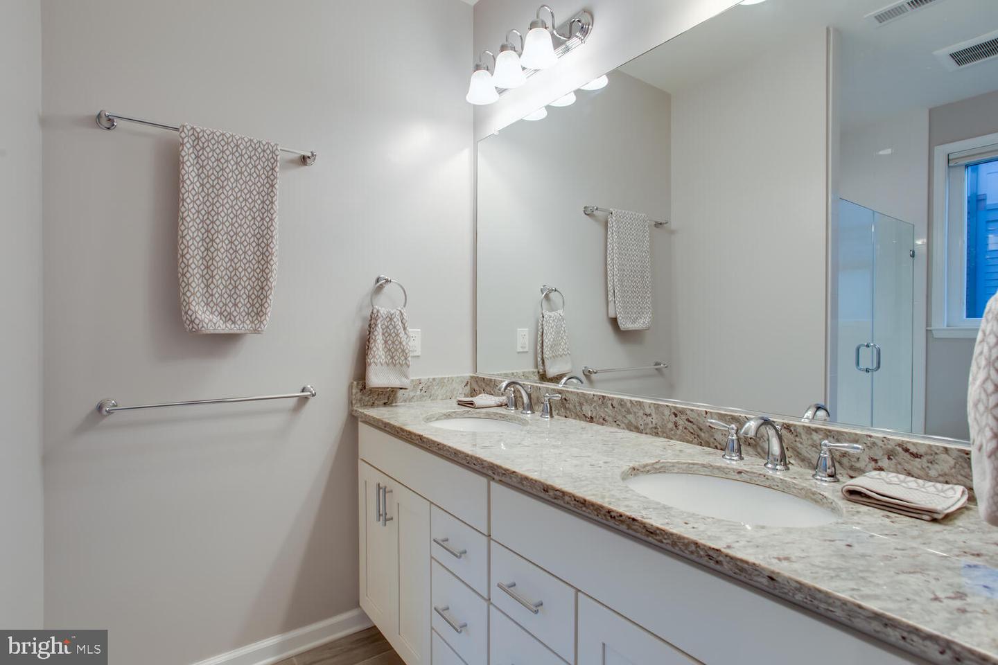 447 NOTTOWAY WALK, ALEXANDRIA, Virginia 22304, 4 Bedrooms Bedrooms, ,3 BathroomsBathrooms,Residential,For sale,447 NOTTOWAY WALK,VAAX2046854 MLS # VAAX2046854