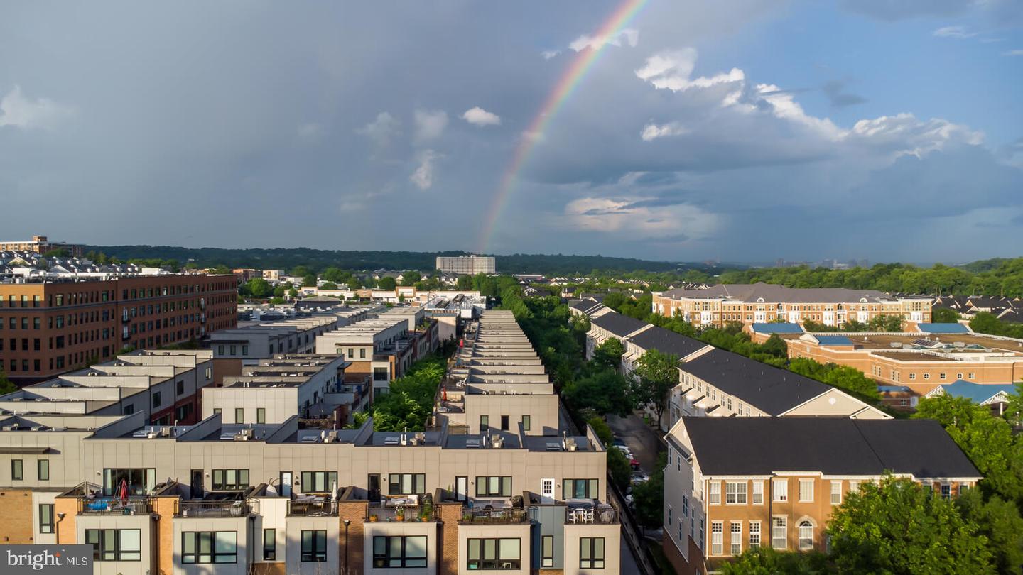 447 NOTTOWAY WALK, ALEXANDRIA, Virginia 22304, 4 Bedrooms Bedrooms, ,3 BathroomsBathrooms,Residential,For sale,447 NOTTOWAY WALK,VAAX2046854 MLS # VAAX2046854