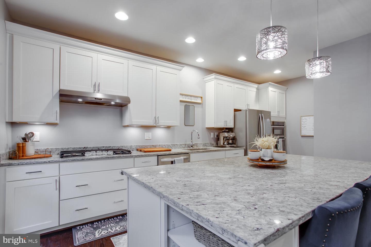 447 NOTTOWAY WALK, ALEXANDRIA, Virginia 22304, 4 Bedrooms Bedrooms, ,3 BathroomsBathrooms,Residential,For sale,447 NOTTOWAY WALK,VAAX2046854 MLS # VAAX2046854