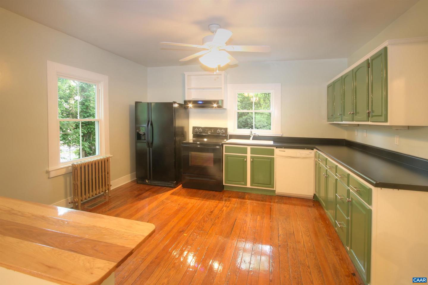 618 S 1ST ST, CHARLOTTESVILLE, Virginia 22902, 2 Bedrooms Bedrooms, ,2 BathroomsBathrooms,Residential,For sale,618 S 1ST ST,666035 MLS # 666035