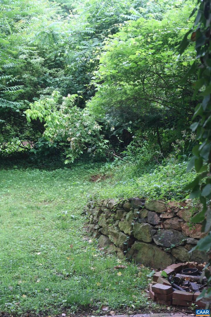 618 S 1ST ST, CHARLOTTESVILLE, Virginia 22902, 2 Bedrooms Bedrooms, ,2 BathroomsBathrooms,Residential,For sale,618 S 1ST ST,666035 MLS # 666035