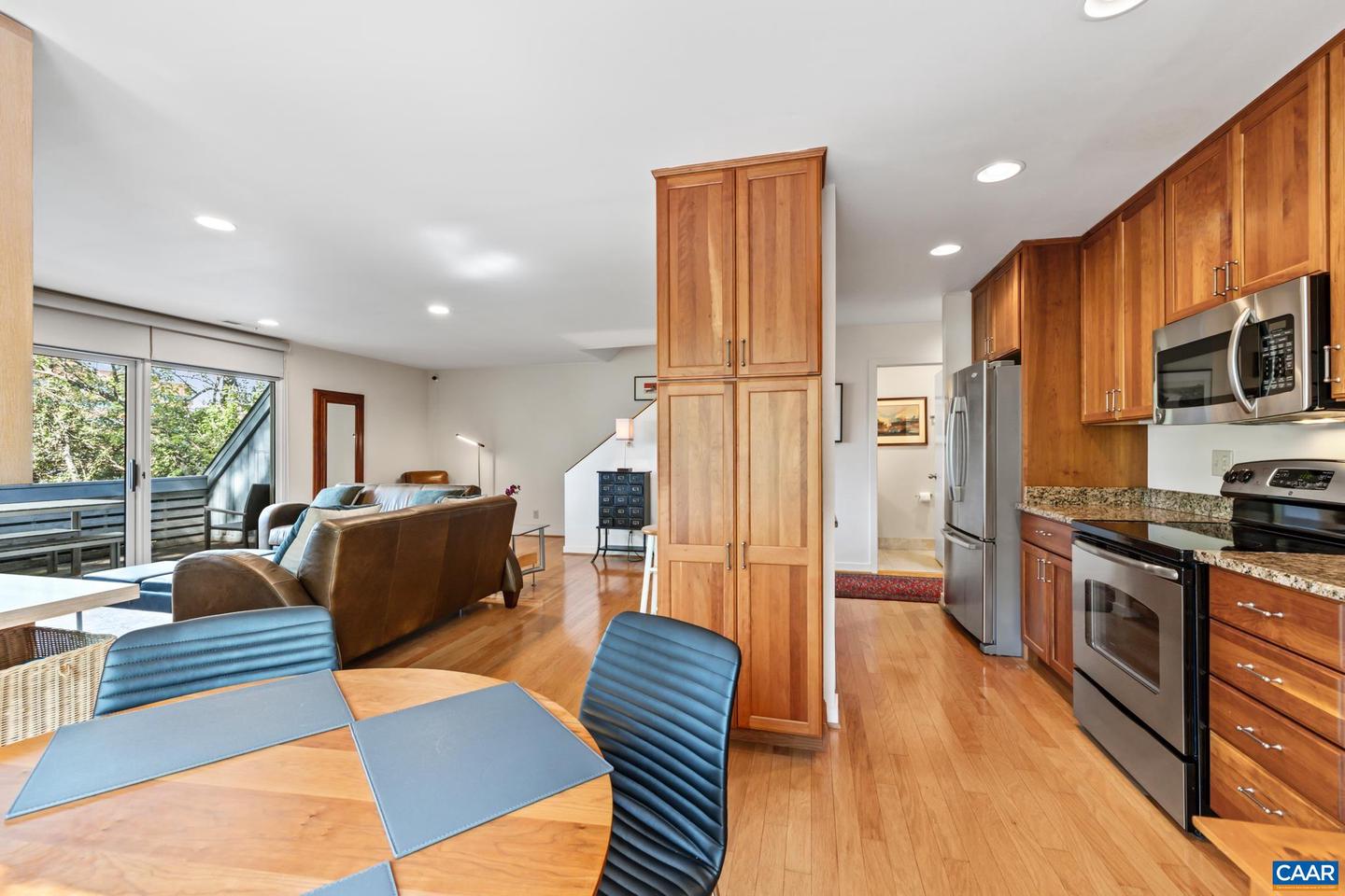 203 NW SECOND ST #C, CHARLOTTESVILLE, Virginia 22902, 2 Bedrooms Bedrooms, ,2 BathroomsBathrooms,Residential,For sale,203 NW SECOND ST #C,666036 MLS # 666036