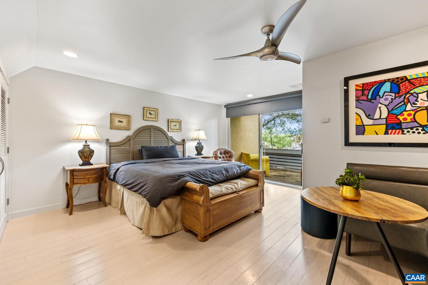 203 NW SECOND ST #C, CHARLOTTESVILLE, Virginia 22902, 2 Bedrooms Bedrooms, ,2 BathroomsBathrooms,Residential,For sale,203 NW SECOND ST #C,666036 MLS # 666036