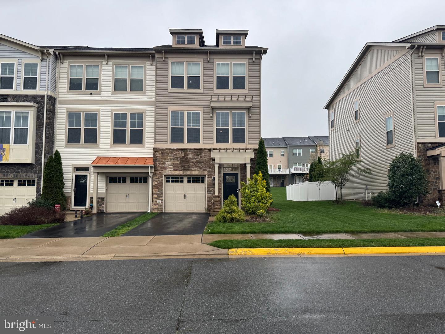 8937 GARRETT WAY, MANASSAS, Virginia 20112, 4 Bedrooms Bedrooms, 7 Rooms Rooms,3 BathroomsBathrooms,Residential,For sale,8937 GARRETT WAY,VAPW2088980 MLS # VAPW2088980