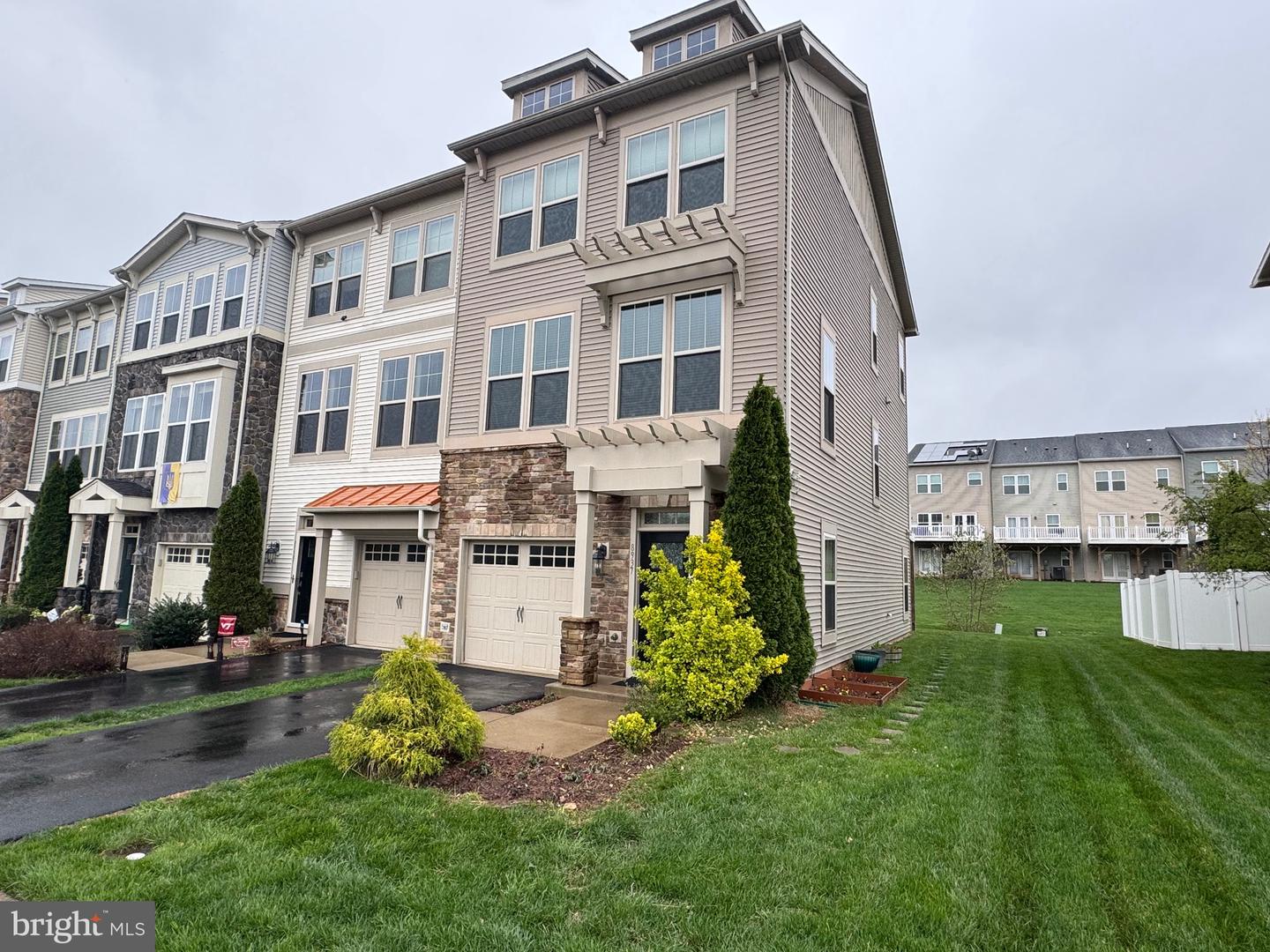8937 GARRETT WAY, MANASSAS, Virginia 20112, 4 Bedrooms Bedrooms, 7 Rooms Rooms,3 BathroomsBathrooms,Residential,For sale,8937 GARRETT WAY,VAPW2088980 MLS # VAPW2088980