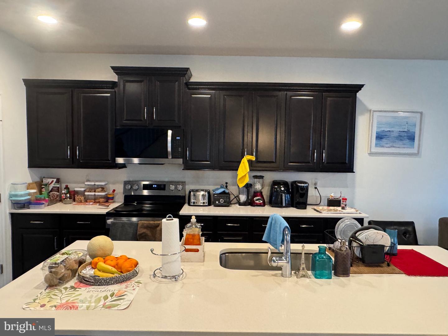 8937 GARRETT WAY, MANASSAS, Virginia 20112, 4 Bedrooms Bedrooms, 7 Rooms Rooms,3 BathroomsBathrooms,Residential,For sale,8937 GARRETT WAY,VAPW2088980 MLS # VAPW2088980