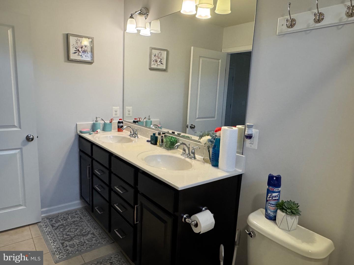 8937 GARRETT WAY, MANASSAS, Virginia 20112, 4 Bedrooms Bedrooms, 7 Rooms Rooms,3 BathroomsBathrooms,Residential,For sale,8937 GARRETT WAY,VAPW2088980 MLS # VAPW2088980