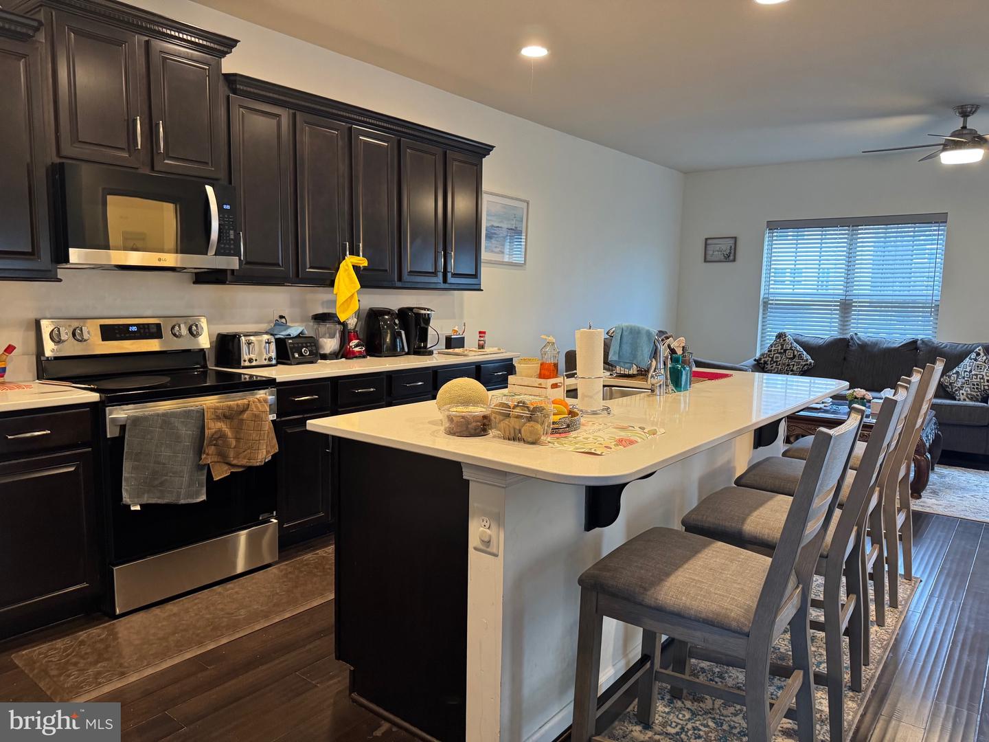 8937 GARRETT WAY, MANASSAS, Virginia 20112, 4 Bedrooms Bedrooms, 7 Rooms Rooms,3 BathroomsBathrooms,Residential,For sale,8937 GARRETT WAY,VAPW2088980 MLS # VAPW2088980