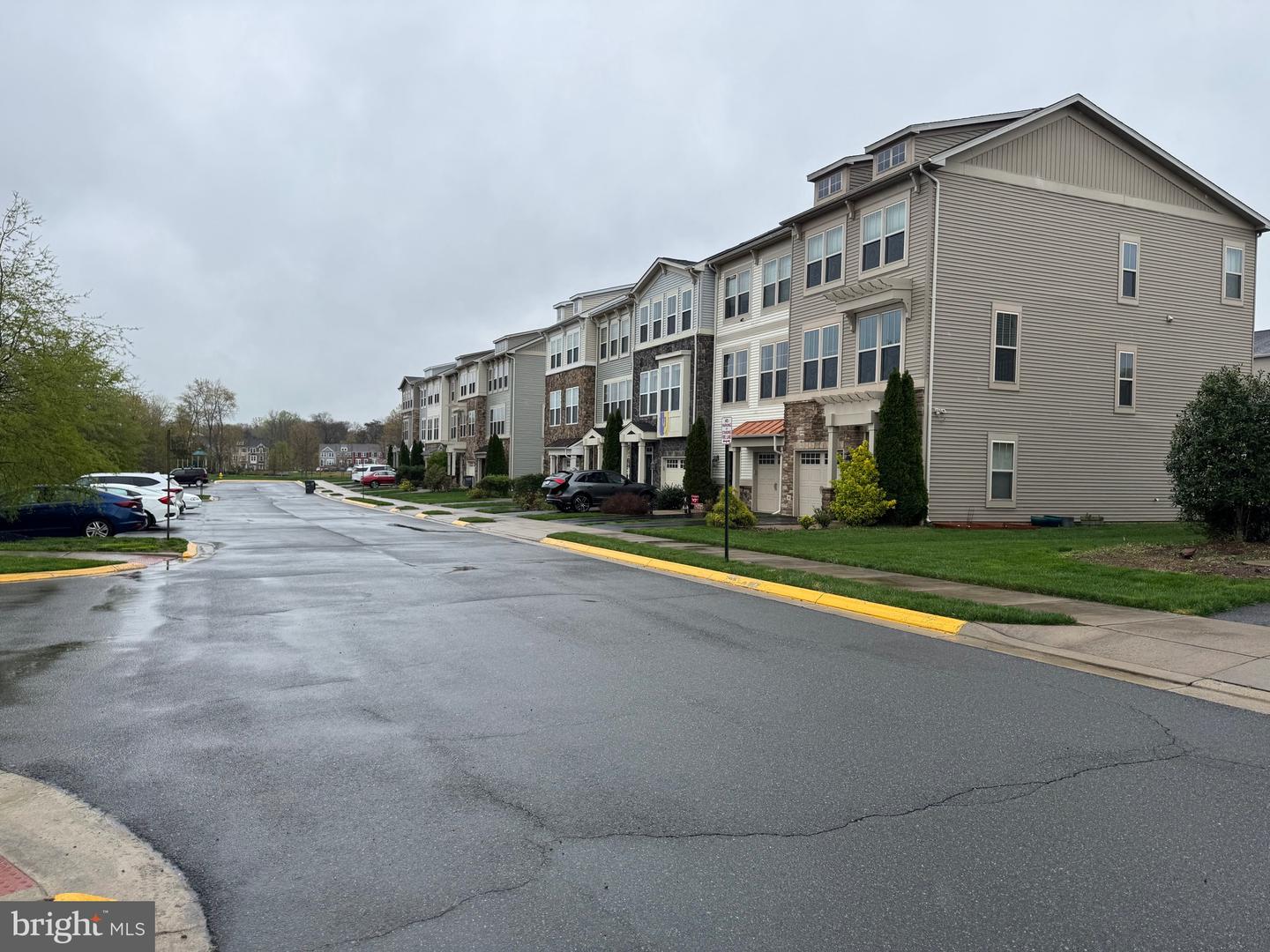 8937 GARRETT WAY, MANASSAS, Virginia 20112, 4 Bedrooms Bedrooms, 7 Rooms Rooms,3 BathroomsBathrooms,Residential,For sale,8937 GARRETT WAY,VAPW2088980 MLS # VAPW2088980