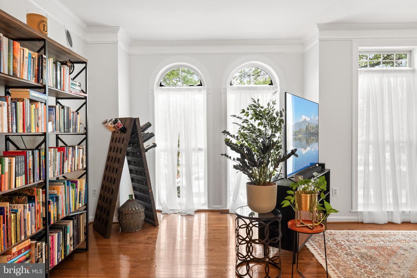 5016 GARDNER DR, ALEXANDRIA, Virginia 22304, 3 Bedrooms Bedrooms, ,3 BathroomsBathrooms,Residential,For sale,5016 GARDNER DR,VAAX2045300 MLS # VAAX2045300