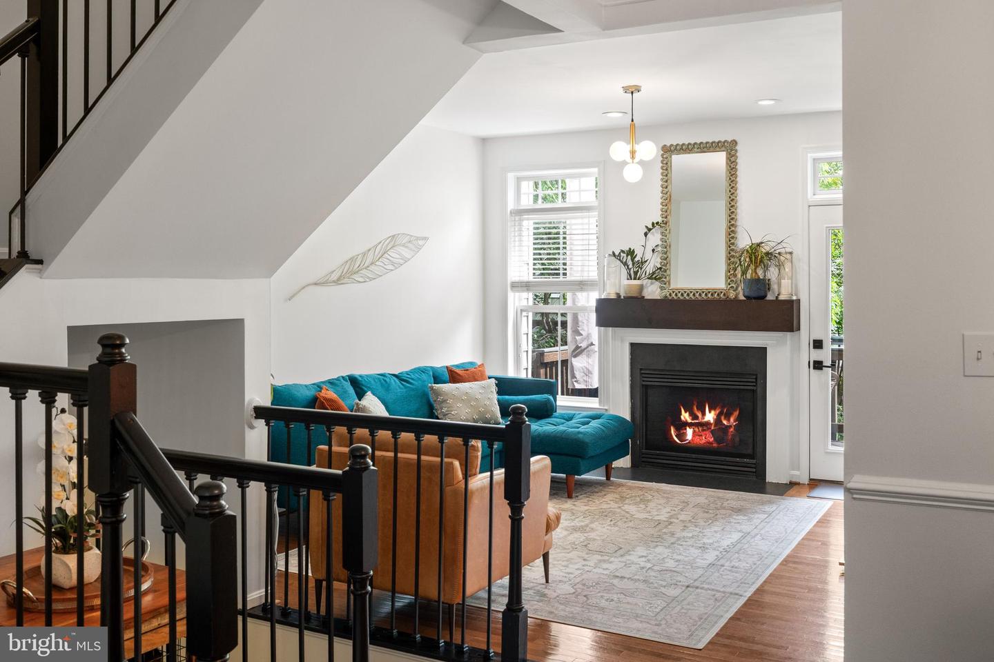 5016 GARDNER DR, ALEXANDRIA, Virginia 22304, 3 Bedrooms Bedrooms, ,3 BathroomsBathrooms,Residential,For sale,5016 GARDNER DR,VAAX2045300 MLS # VAAX2045300