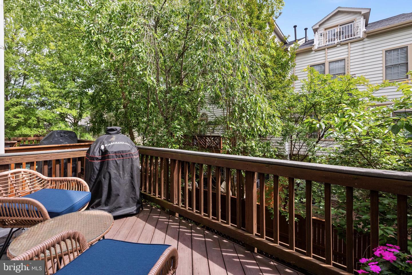 5016 GARDNER DR, ALEXANDRIA, Virginia 22304, 3 Bedrooms Bedrooms, ,3 BathroomsBathrooms,Residential,For sale,5016 GARDNER DR,VAAX2045300 MLS # VAAX2045300