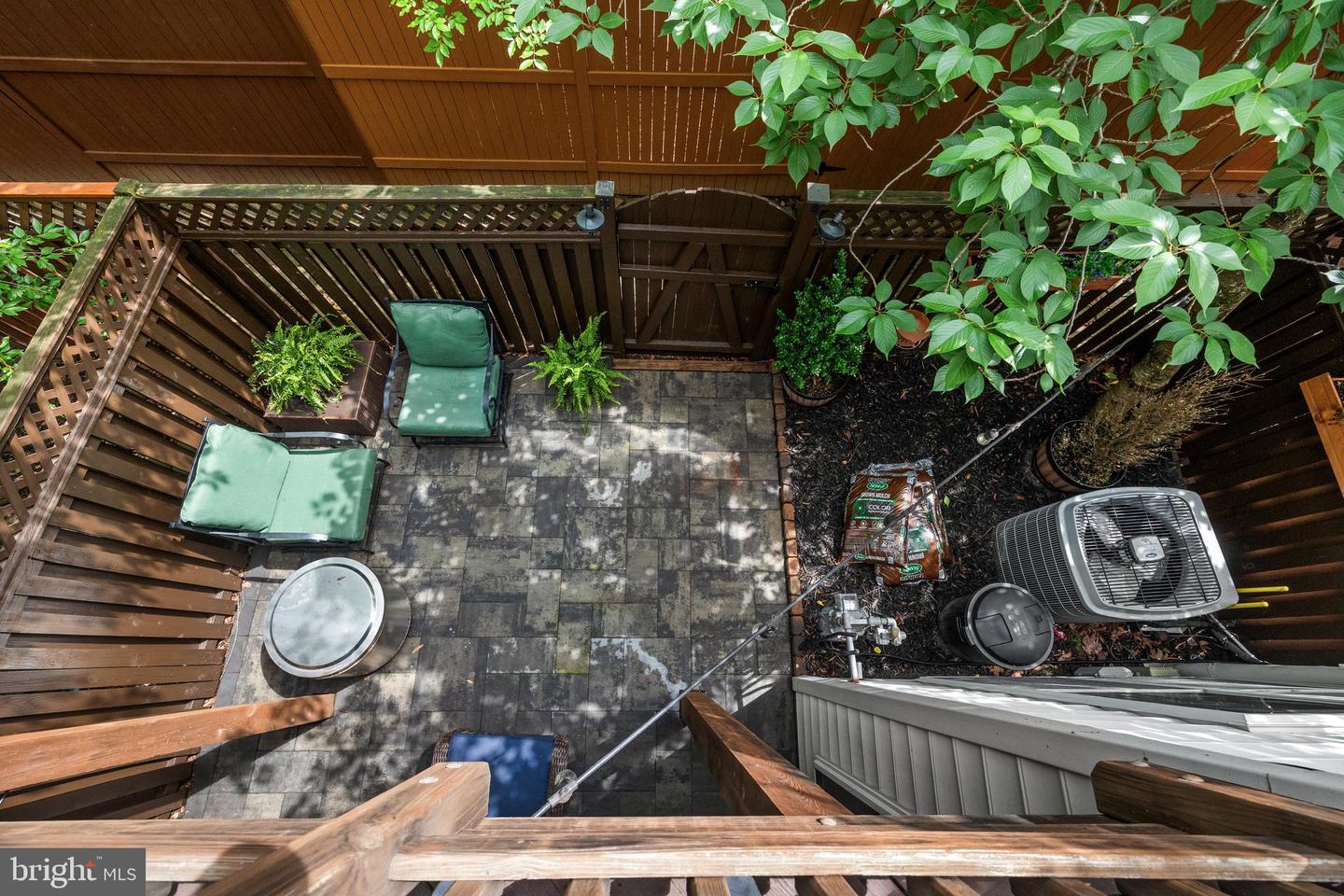 5016 GARDNER DR, ALEXANDRIA, Virginia 22304, 3 Bedrooms Bedrooms, ,3 BathroomsBathrooms,Residential,For sale,5016 GARDNER DR,VAAX2045300 MLS # VAAX2045300