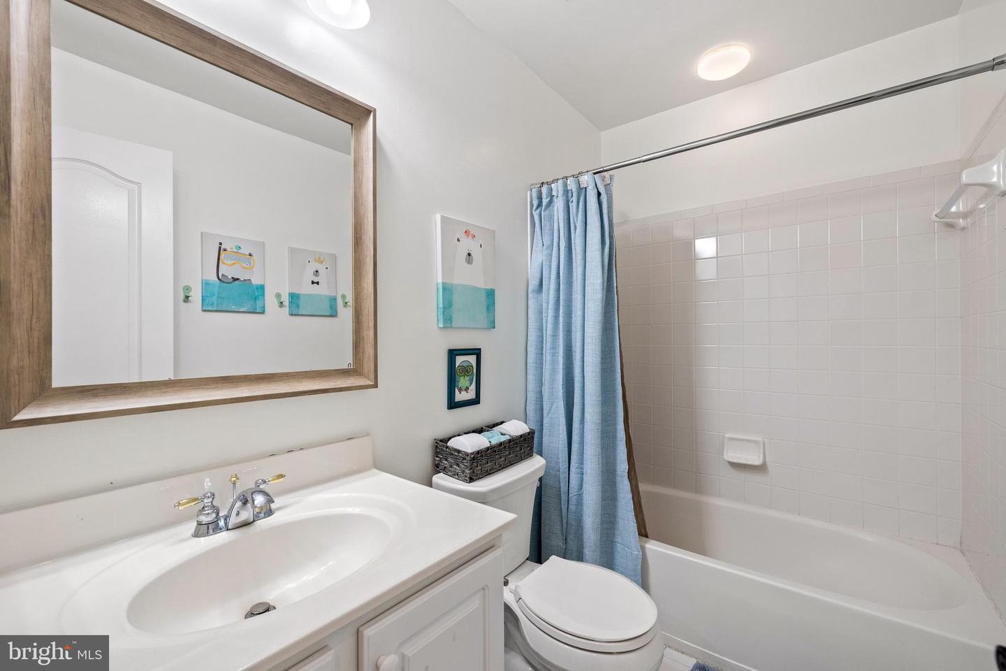 5016 GARDNER DR, ALEXANDRIA, Virginia 22304, 3 Bedrooms Bedrooms, ,3 BathroomsBathrooms,Residential,For sale,5016 GARDNER DR,VAAX2045300 MLS # VAAX2045300