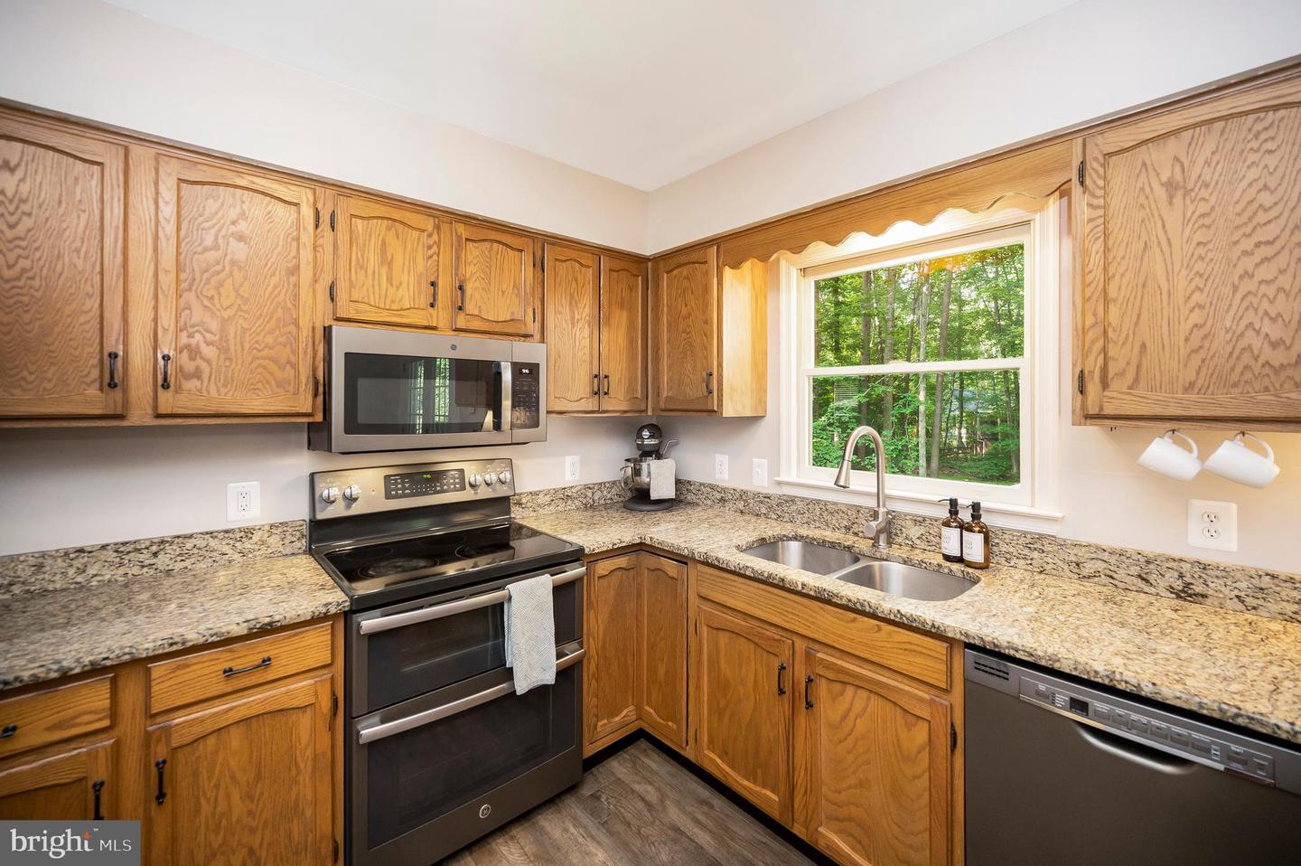 12502 QUARTER CHARGE DR, SPOTSYLVANIA, Virginia 22551, 4 Bedrooms Bedrooms, ,3 BathroomsBathrooms,Residential,For sale,12502 QUARTER CHARGE DR,VASP2033488 MLS # VASP2033488