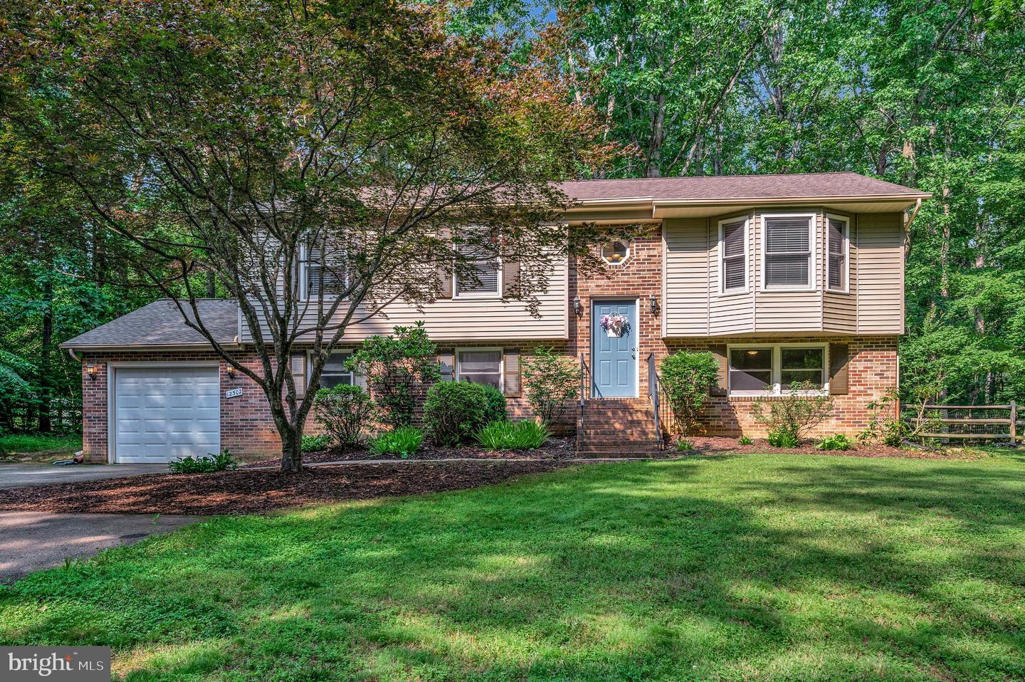 12502 QUARTER CHARGE DR, SPOTSYLVANIA, Virginia 22551, 4 Bedrooms Bedrooms, ,3 BathroomsBathrooms,Residential,For sale,12502 QUARTER CHARGE DR,VASP2033488 MLS # VASP2033488