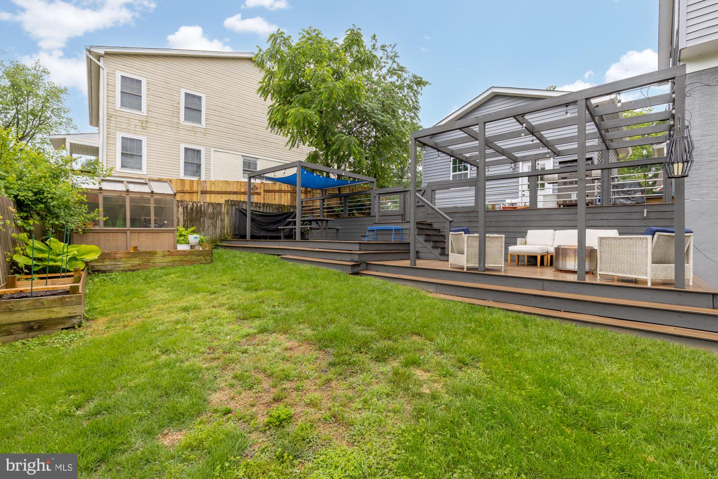 6109 HOUSTON CT, ALEXANDRIA, Virginia 22310, 5 Bedrooms Bedrooms, ,3 BathroomsBathrooms,Residential,For sale,6109 HOUSTON CT,VAFX2243712 MLS # VAFX2243712