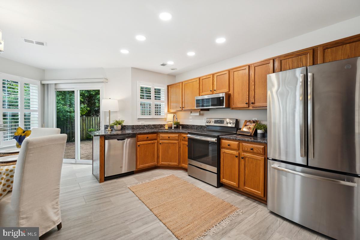 8501 CORONATION LN, BRISTOW, Virginia 20136, 3 Bedrooms Bedrooms, ,2 BathroomsBathrooms,Residential,For sale,8501 CORONATION LN,VAPW2096094 MLS # VAPW2096094