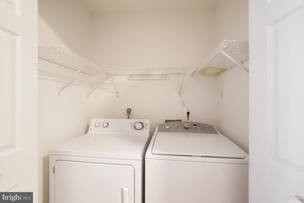 8501 CORONATION LN, BRISTOW, Virginia 20136, 3 Bedrooms Bedrooms, ,2 BathroomsBathrooms,Residential,For sale,8501 CORONATION LN,VAPW2096094 MLS # VAPW2096094
