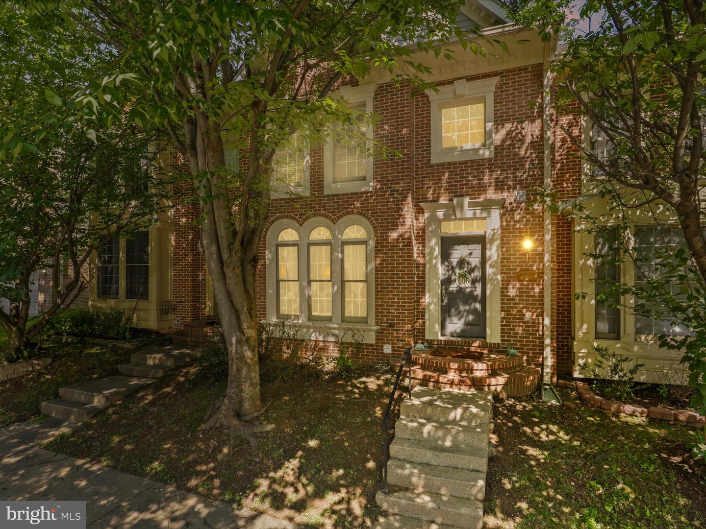 11770 VALLEY RIDGE CIR, FAIRFAX, Virginia 22033, 3 Bedrooms Bedrooms, ,3 BathroomsBathrooms,Residential,For sale,11770 VALLEY RIDGE CIR,VAFX2245636 MLS # VAFX2245636