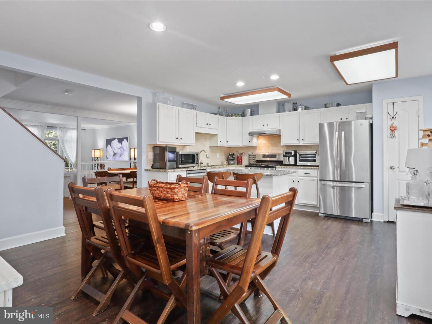 11770 VALLEY RIDGE CIR, FAIRFAX, Virginia 22033, 3 Bedrooms Bedrooms, ,3 BathroomsBathrooms,Residential,For sale,11770 VALLEY RIDGE CIR,VAFX2245636 MLS # VAFX2245636