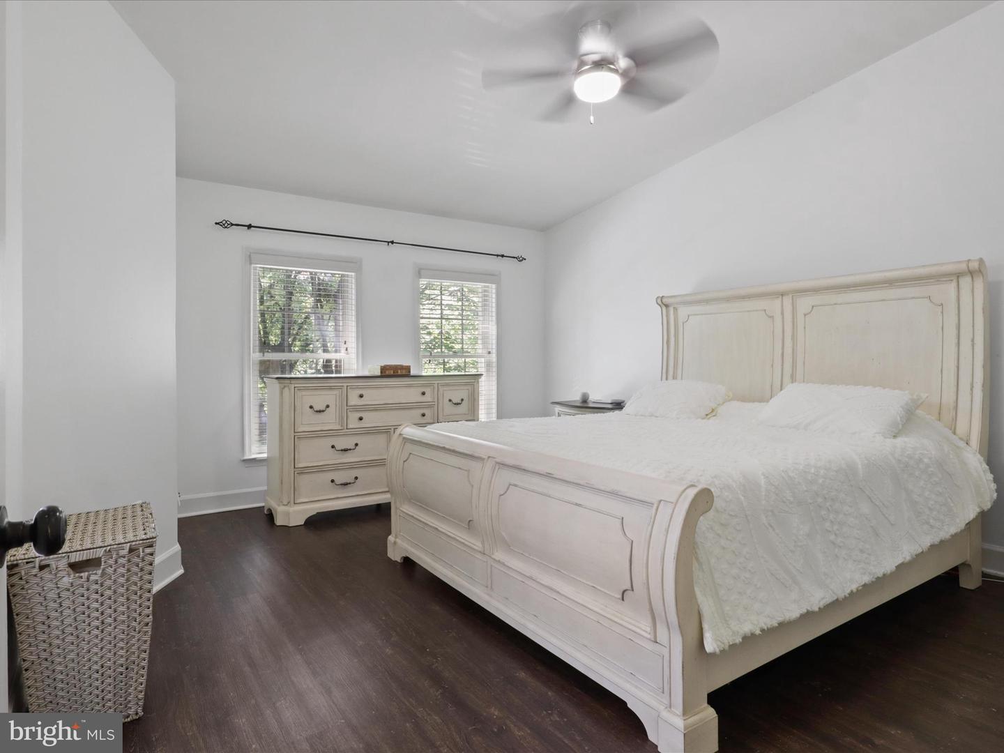 11770 VALLEY RIDGE CIR, FAIRFAX, Virginia 22033, 3 Bedrooms Bedrooms, ,3 BathroomsBathrooms,Residential,For sale,11770 VALLEY RIDGE CIR,VAFX2245636 MLS # VAFX2245636
