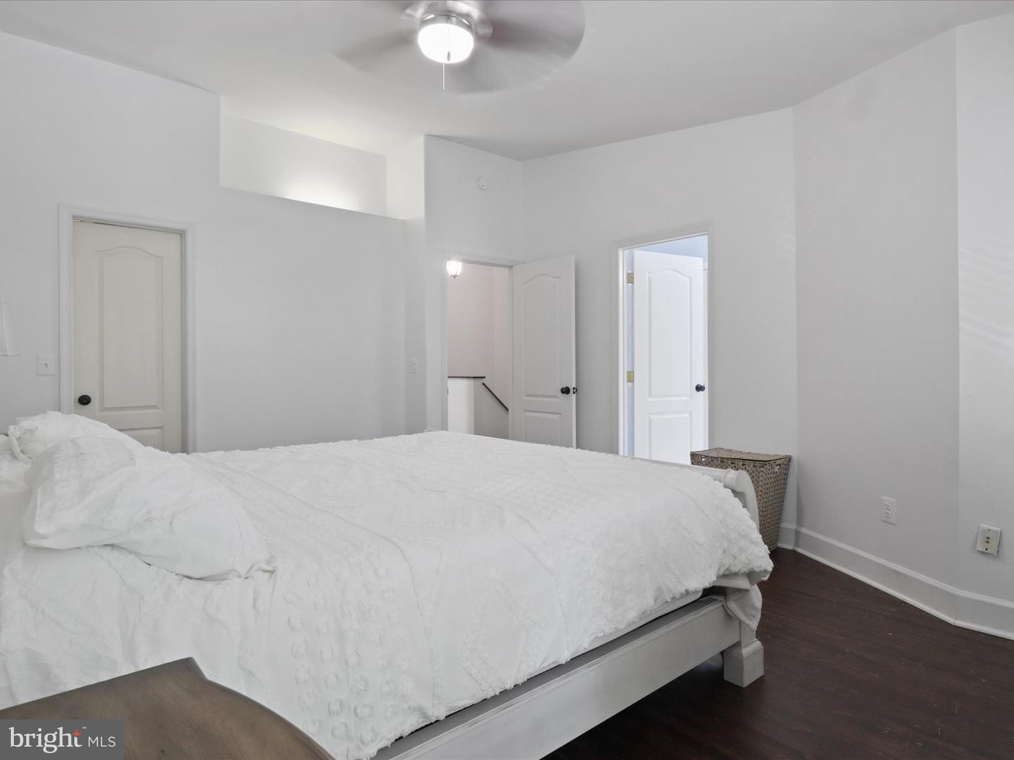 11770 VALLEY RIDGE CIR, FAIRFAX, Virginia 22033, 3 Bedrooms Bedrooms, ,3 BathroomsBathrooms,Residential,For sale,11770 VALLEY RIDGE CIR,VAFX2245636 MLS # VAFX2245636