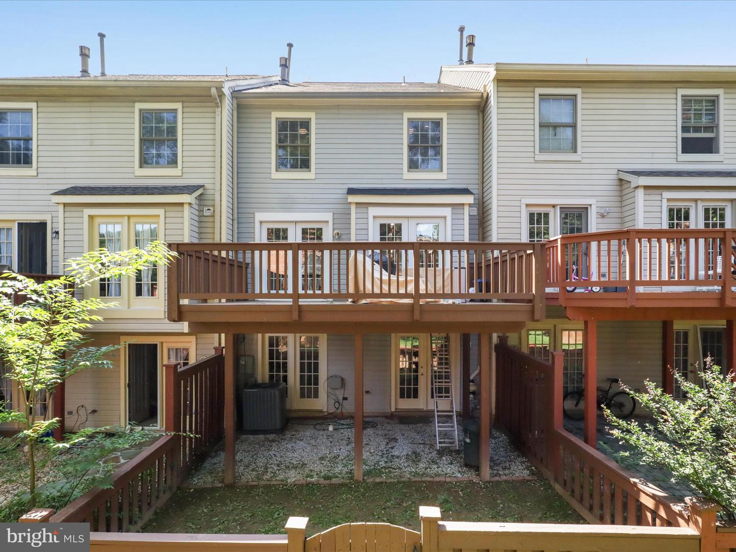 11770 VALLEY RIDGE CIR, FAIRFAX, Virginia 22033, 3 Bedrooms Bedrooms, ,3 BathroomsBathrooms,Residential,For sale,11770 VALLEY RIDGE CIR,VAFX2245636 MLS # VAFX2245636