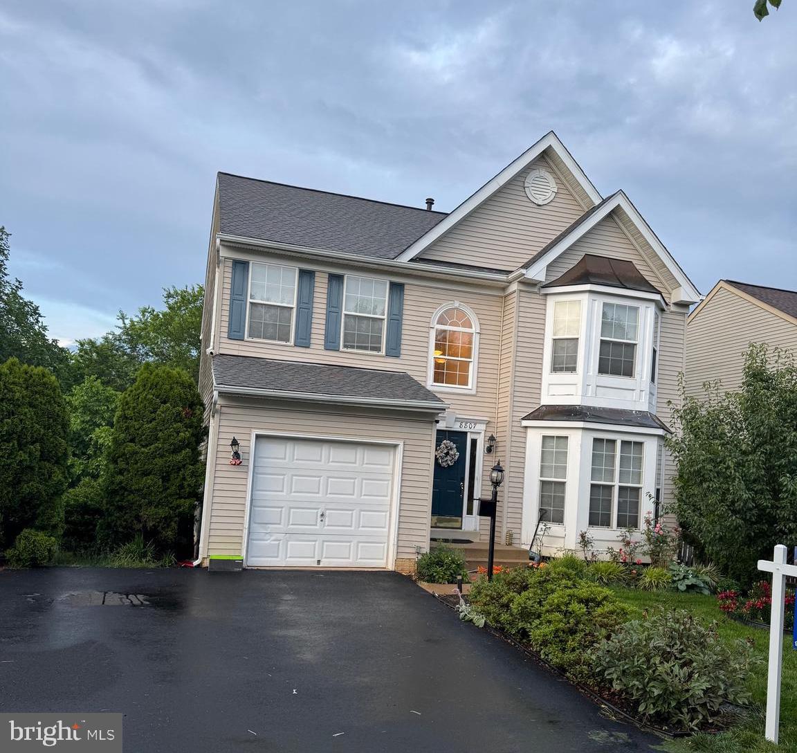 8807 GRANTHAM CT, BRISTOW, Virginia 20136, 5 Bedrooms Bedrooms, ,3 BathroomsBathrooms,Residential,For sale,8807 GRANTHAM CT,VAPW2096642 MLS # VAPW2096642