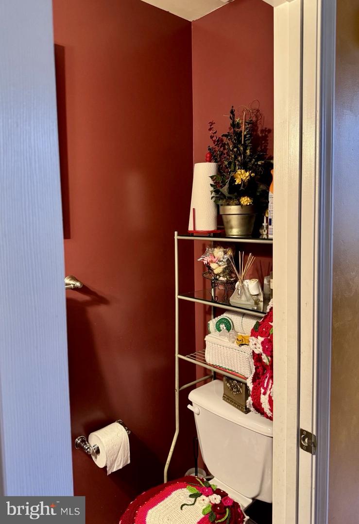 8807 GRANTHAM CT, BRISTOW, Virginia 20136, 5 Bedrooms Bedrooms, ,3 BathroomsBathrooms,Residential,For sale,8807 GRANTHAM CT,VAPW2096642 MLS # VAPW2096642