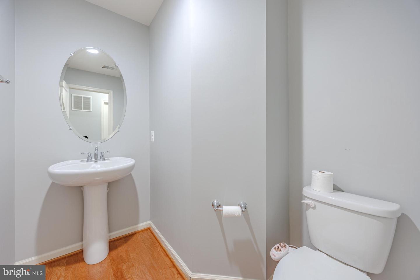 6672 BARTRAMS FOREST LN, HAYMARKET, Virginia 20169, 3 Bedrooms Bedrooms, ,2 BathroomsBathrooms,Residential,For sale,6672 BARTRAMS FOREST LN,VAPW2096882 MLS # VAPW2096882