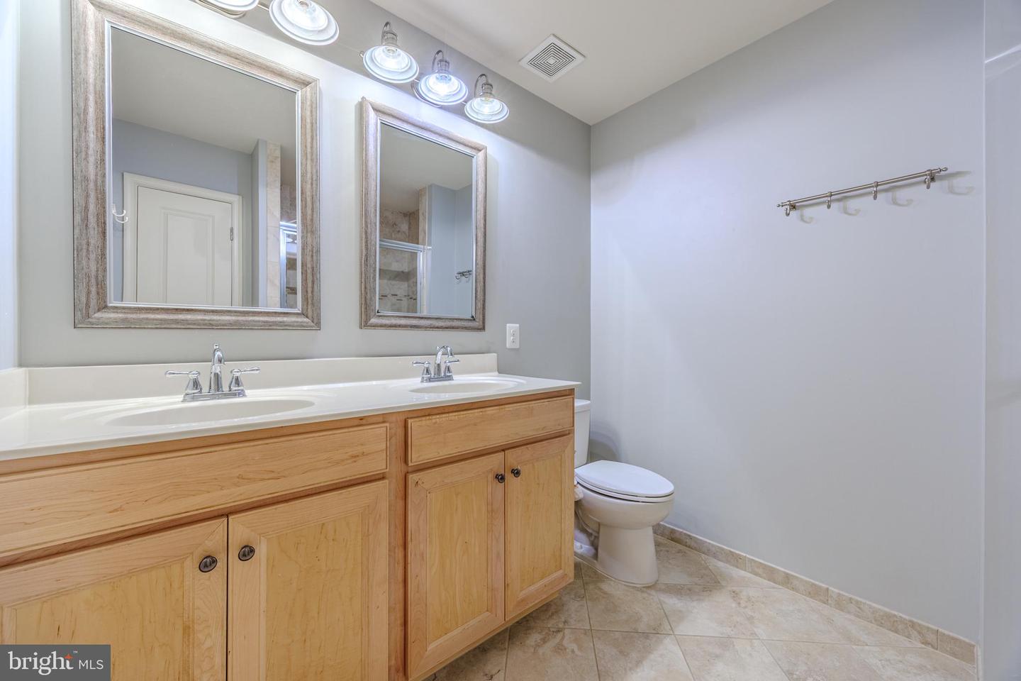 6672 BARTRAMS FOREST LN, HAYMARKET, Virginia 20169, 3 Bedrooms Bedrooms, ,2 BathroomsBathrooms,Residential,For sale,6672 BARTRAMS FOREST LN,VAPW2096882 MLS # VAPW2096882