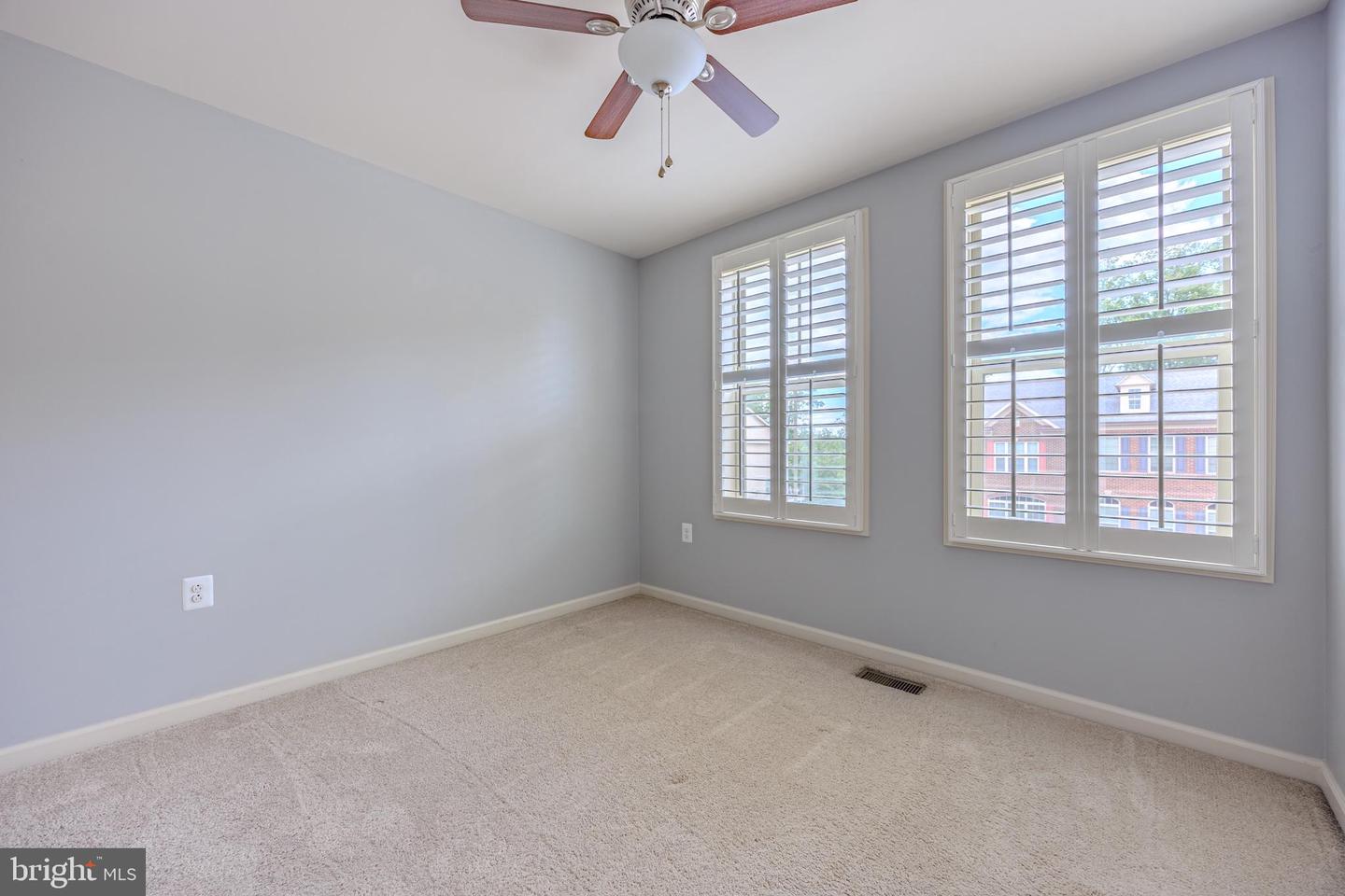 6672 BARTRAMS FOREST LN, HAYMARKET, Virginia 20169, 3 Bedrooms Bedrooms, ,2 BathroomsBathrooms,Residential,For sale,6672 BARTRAMS FOREST LN,VAPW2096882 MLS # VAPW2096882