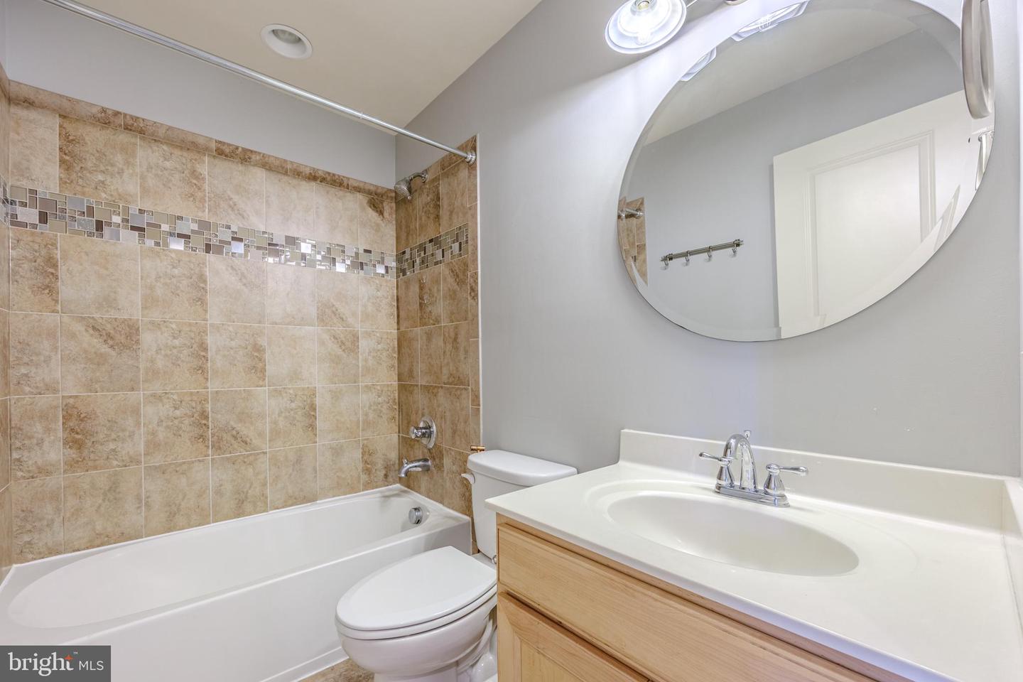 6672 BARTRAMS FOREST LN, HAYMARKET, Virginia 20169, 3 Bedrooms Bedrooms, ,2 BathroomsBathrooms,Residential,For sale,6672 BARTRAMS FOREST LN,VAPW2096882 MLS # VAPW2096882