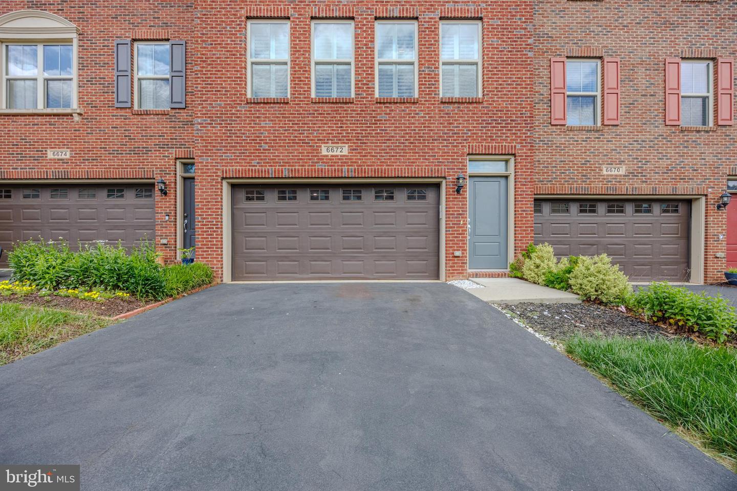 6672 BARTRAMS FOREST LN, HAYMARKET, Virginia 20169, 3 Bedrooms Bedrooms, ,2 BathroomsBathrooms,Residential,For sale,6672 BARTRAMS FOREST LN,VAPW2096882 MLS # VAPW2096882