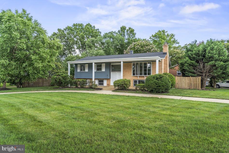 1121 COLLINGWOOD RD, ALEXANDRIA, Virginia 22308, 5 Bedrooms Bedrooms, ,3 BathroomsBathrooms,Residential,For sale,1121 COLLINGWOOD RD,VAFX2247144 MLS # VAFX2247144