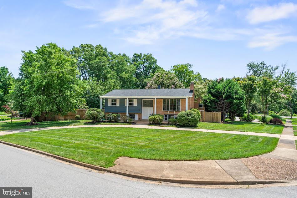 1121 COLLINGWOOD RD, ALEXANDRIA, Virginia 22308, 5 Bedrooms Bedrooms, ,3 BathroomsBathrooms,Residential,For sale,1121 COLLINGWOOD RD,VAFX2247144 MLS # VAFX2247144