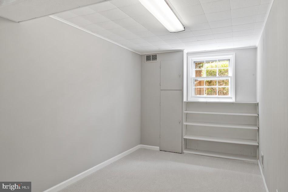 1121 COLLINGWOOD RD, ALEXANDRIA, Virginia 22308, 5 Bedrooms Bedrooms, ,3 BathroomsBathrooms,Residential,For sale,1121 COLLINGWOOD RD,VAFX2247144 MLS # VAFX2247144