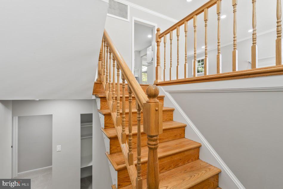 1121 COLLINGWOOD RD, ALEXANDRIA, Virginia 22308, 5 Bedrooms Bedrooms, ,3 BathroomsBathrooms,Residential,For sale,1121 COLLINGWOOD RD,VAFX2247144 MLS # VAFX2247144