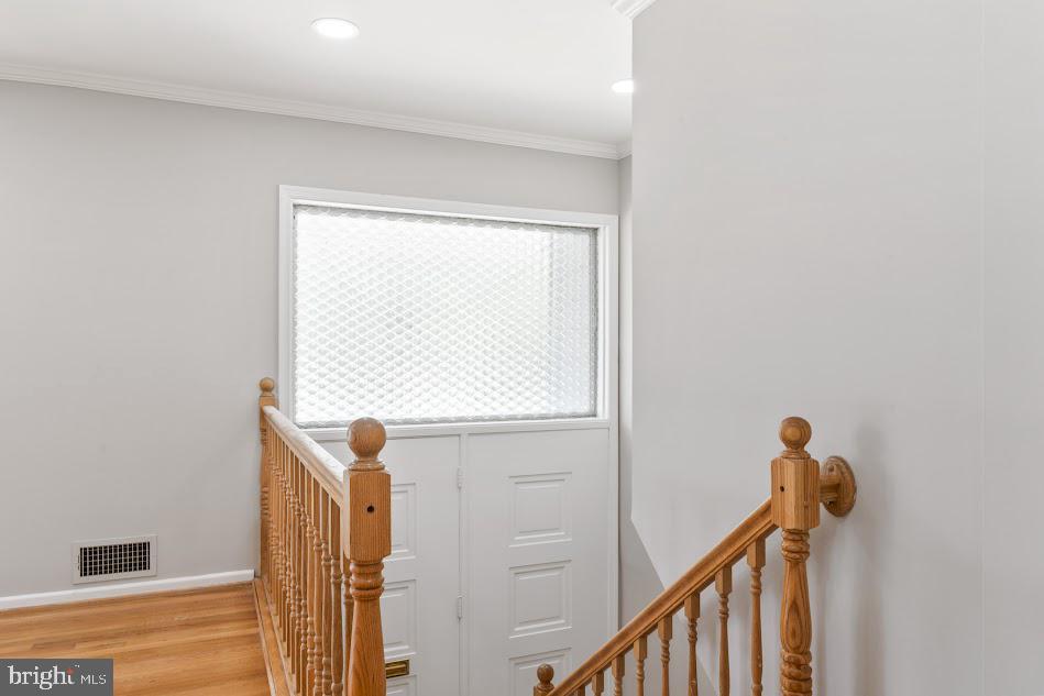 1121 COLLINGWOOD RD, ALEXANDRIA, Virginia 22308, 5 Bedrooms Bedrooms, ,3 BathroomsBathrooms,Residential,For sale,1121 COLLINGWOOD RD,VAFX2247144 MLS # VAFX2247144